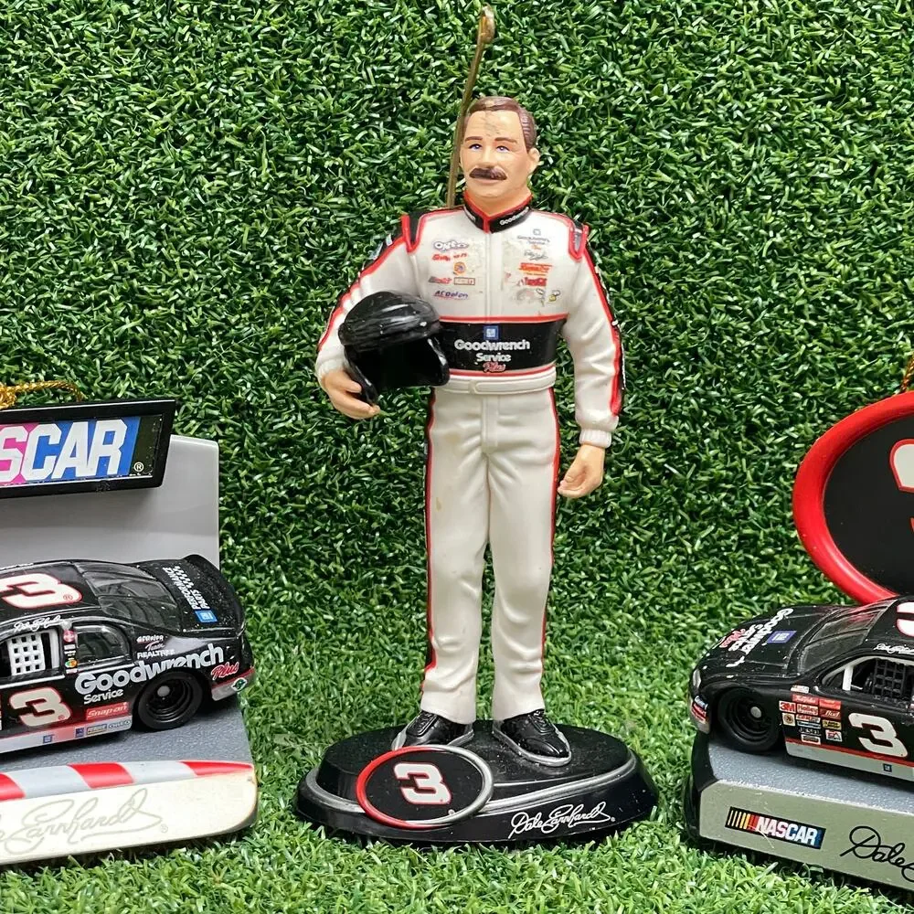 Vintage Lot Dale Earnhardt NASCAR Great American Goodwrench Service